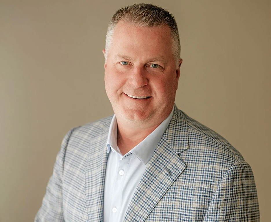 Dr. Kevin Hoogendoorn, CEO 